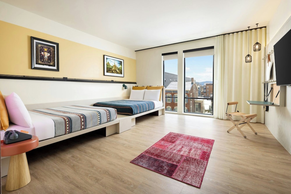 Room, 2 Queen Beds