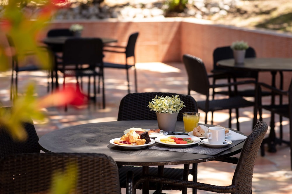 Hotel Campanile Lisbon South Setubal 44/56