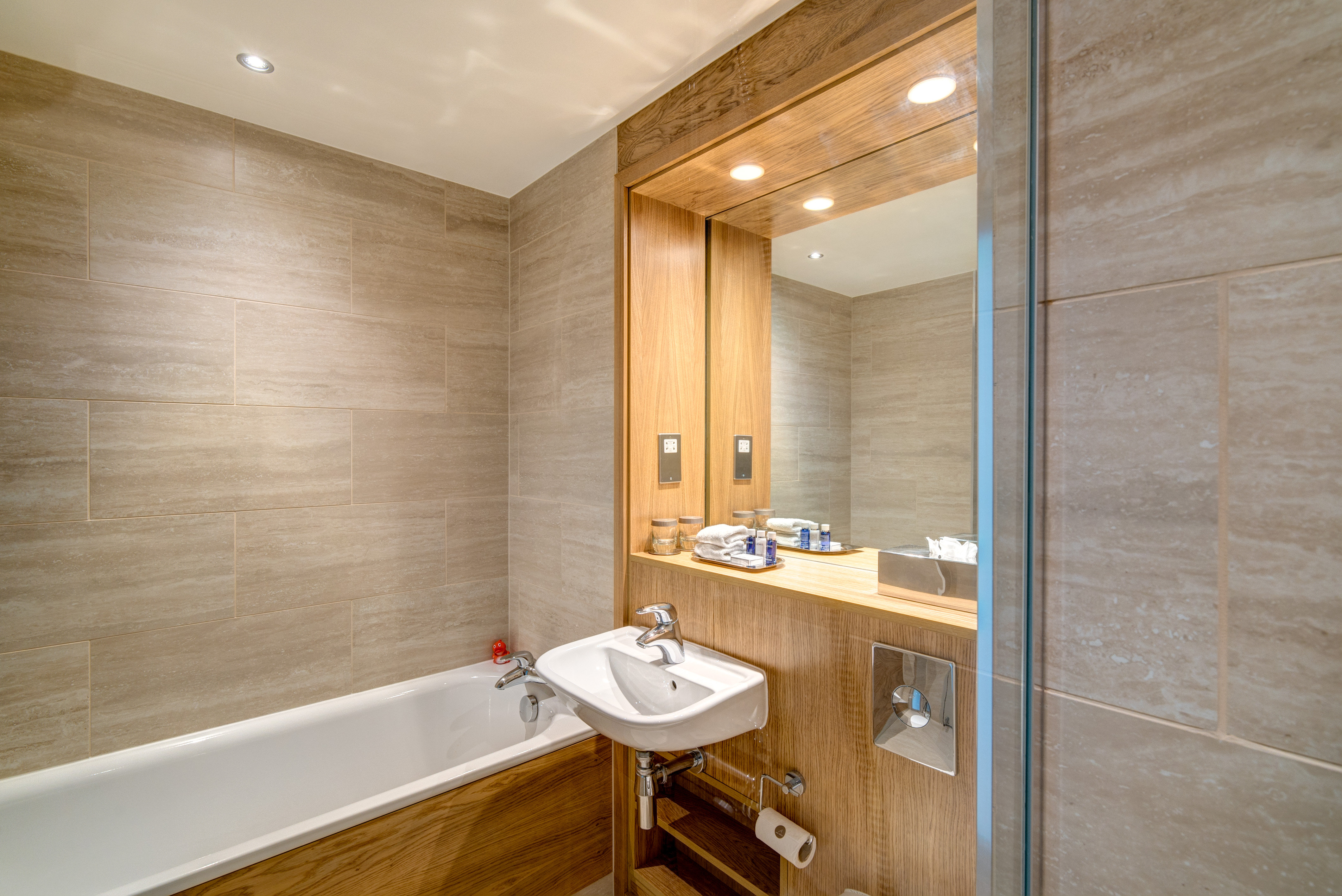 Apex City Quay Hotel And Spa 64/64