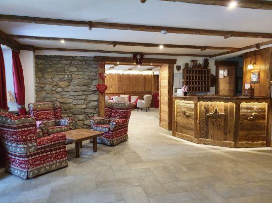 Hotel Edelweiss 7/18
