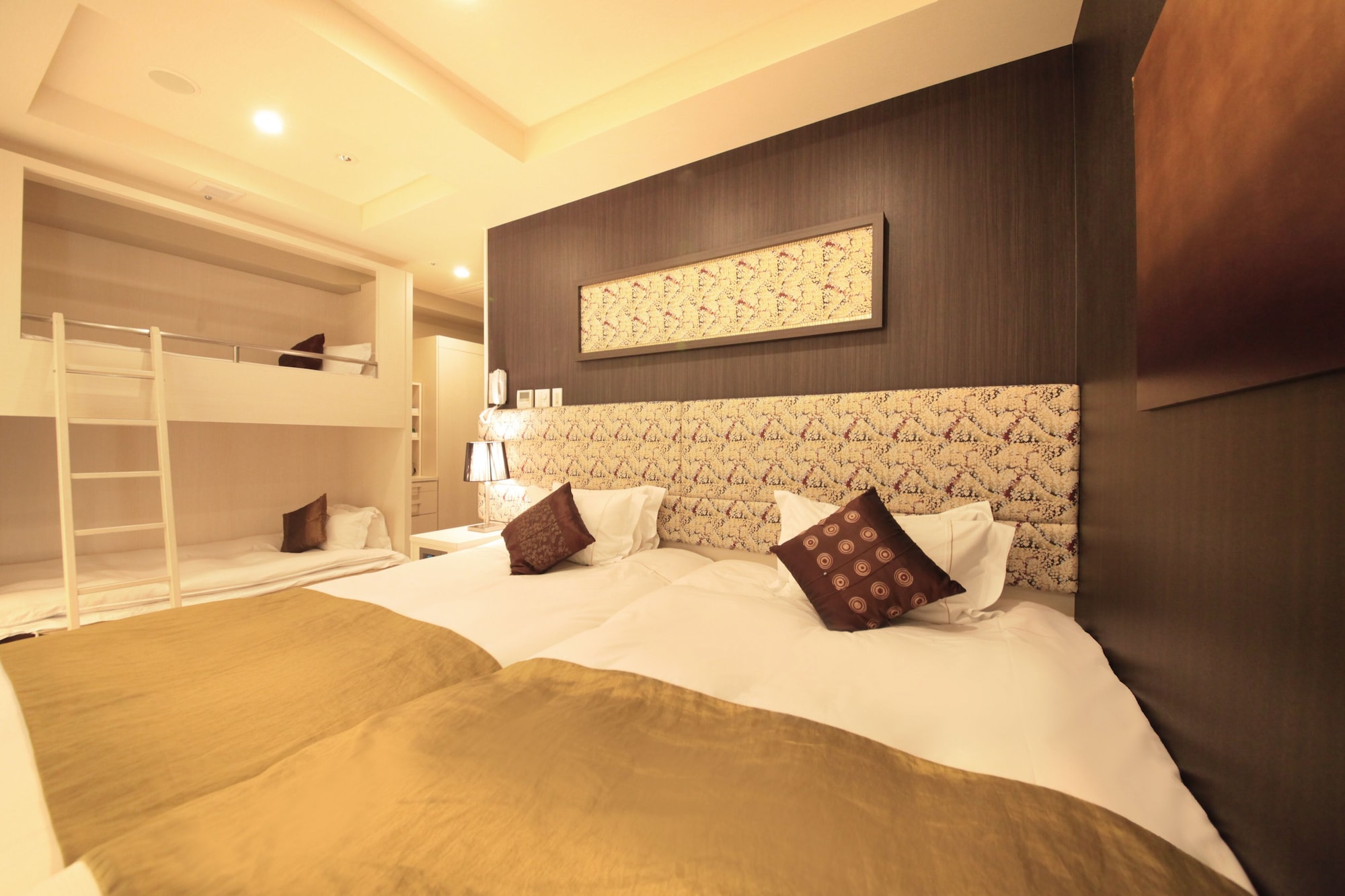 Semi Room, Family, Twin Beds, 2 Semi Double Beds, Bunk Bed