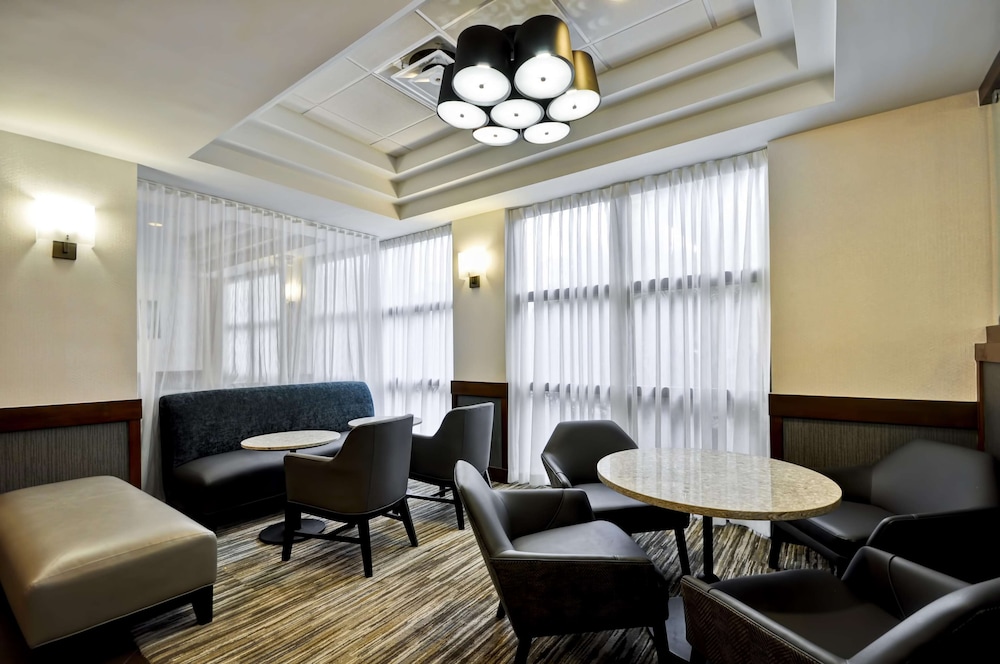 Hyatt Place Tampa Airport/Westshore 34/78