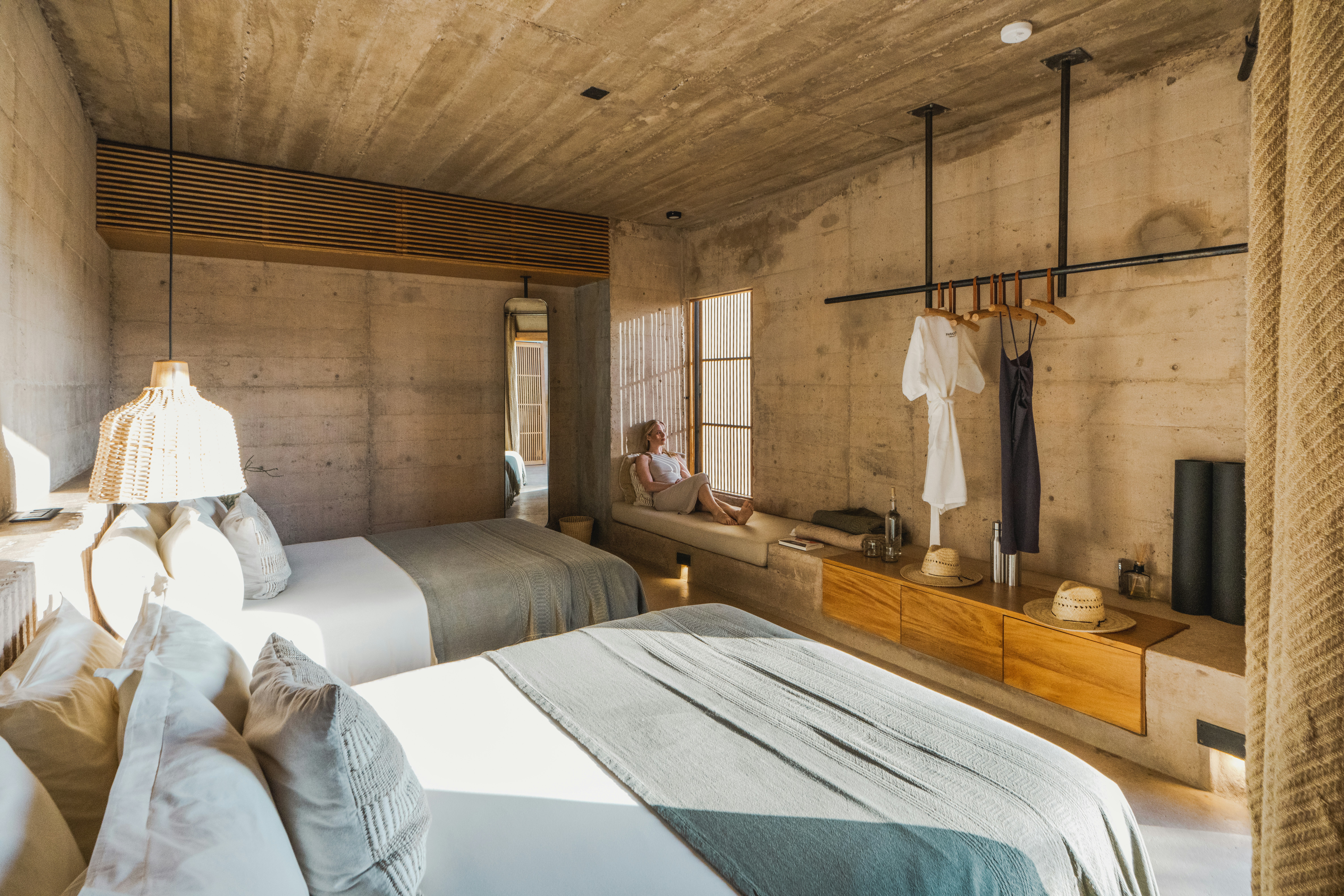 Garden Suite, 2 Queen Beds, Bathtub