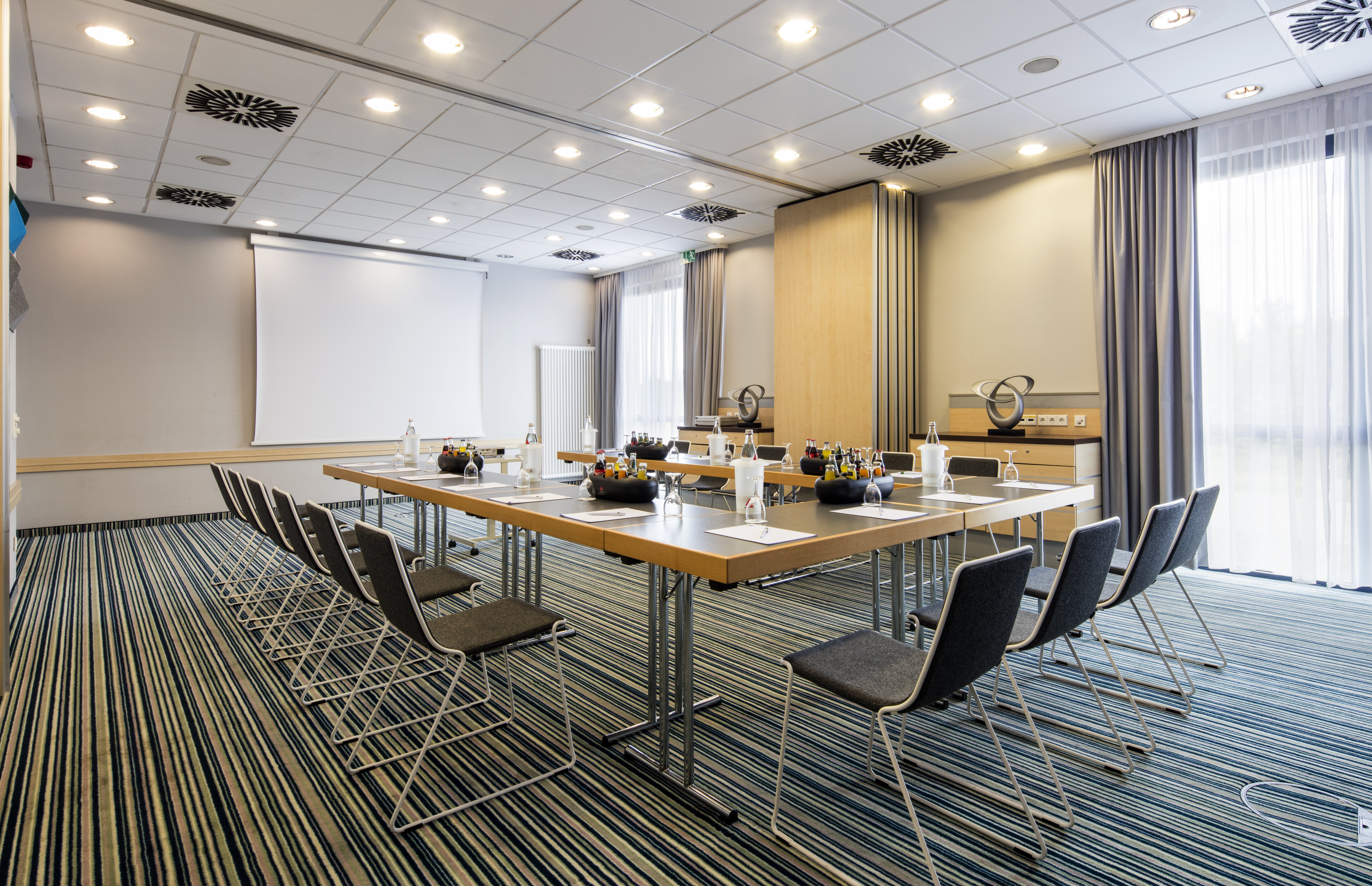 Holiday Inn Express Munich Messe 56/66