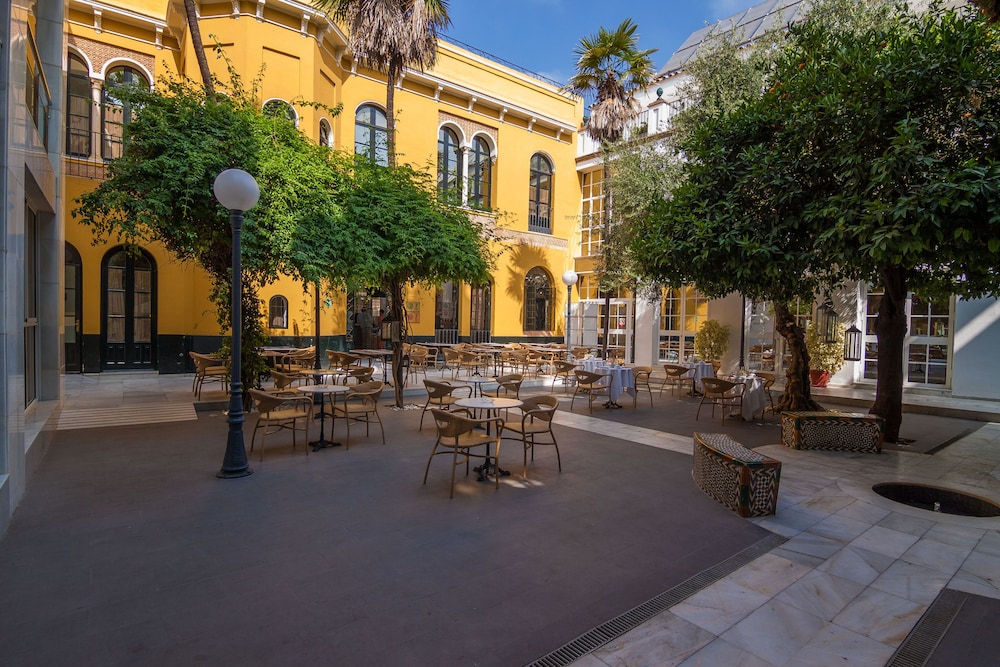 San Gil Hotel 47/56
