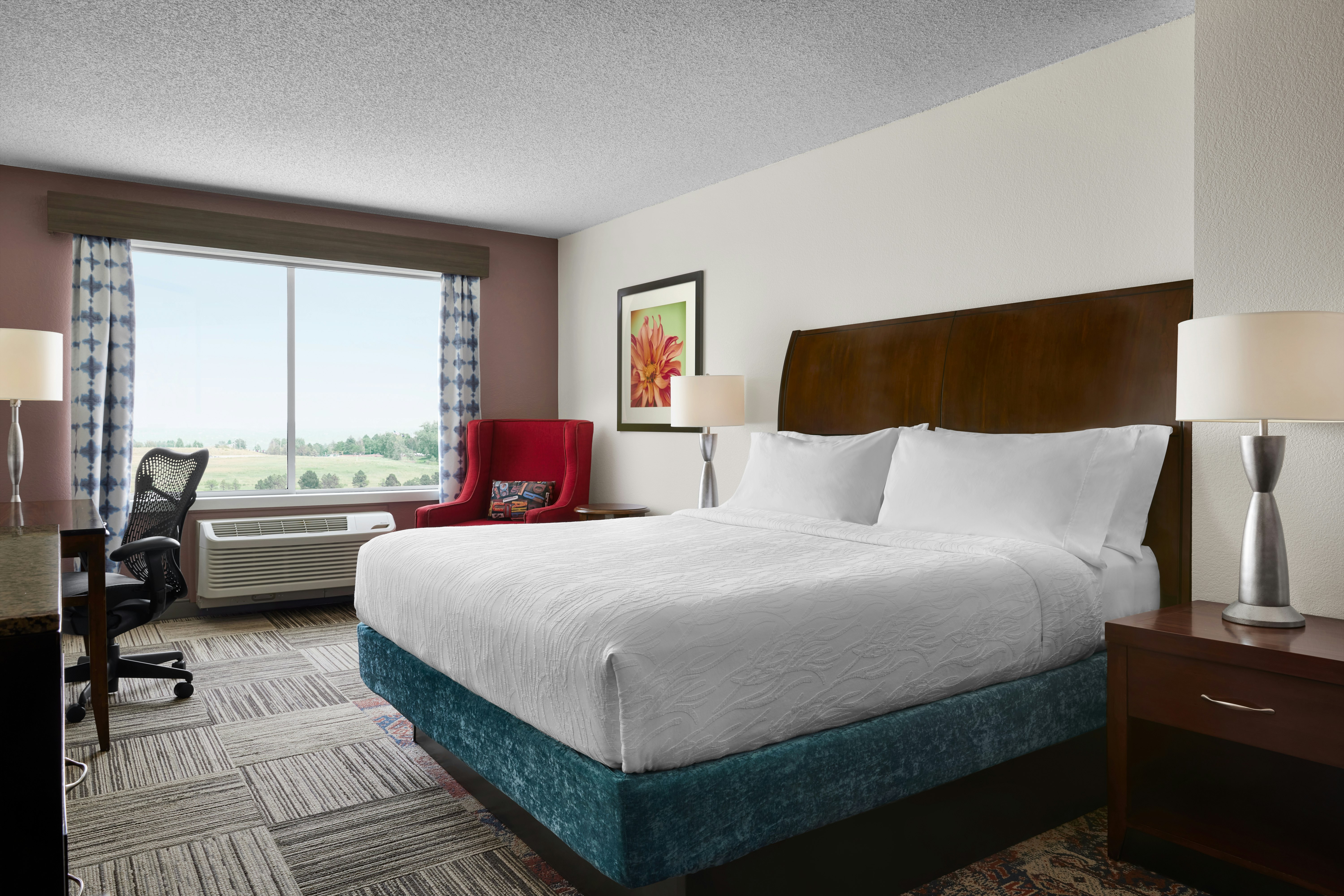 Room, King Bed, Golf Course View