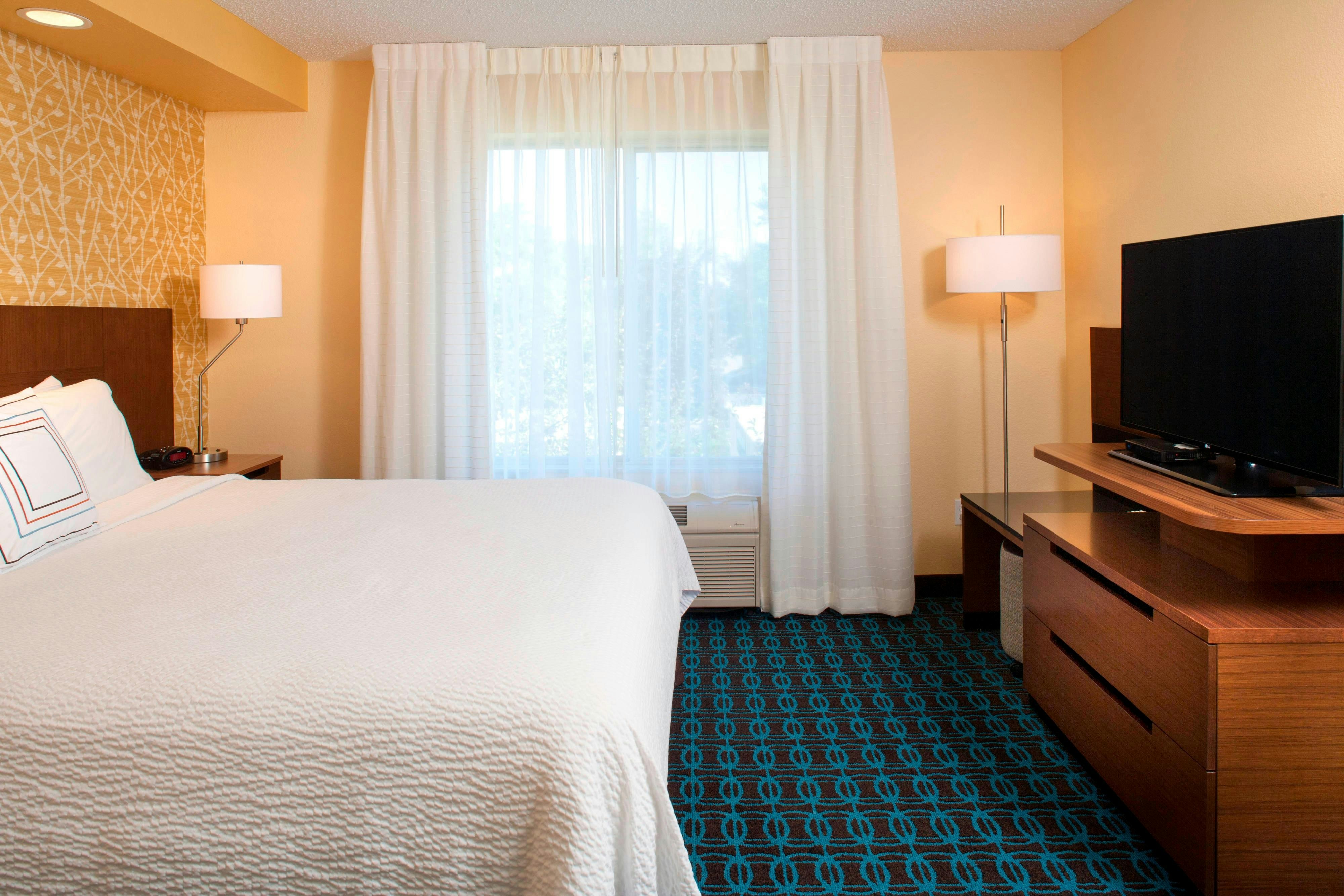 Room, Queen Bed