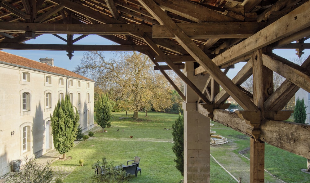 LOGIS DOMAINE DES CHAIS 48/56