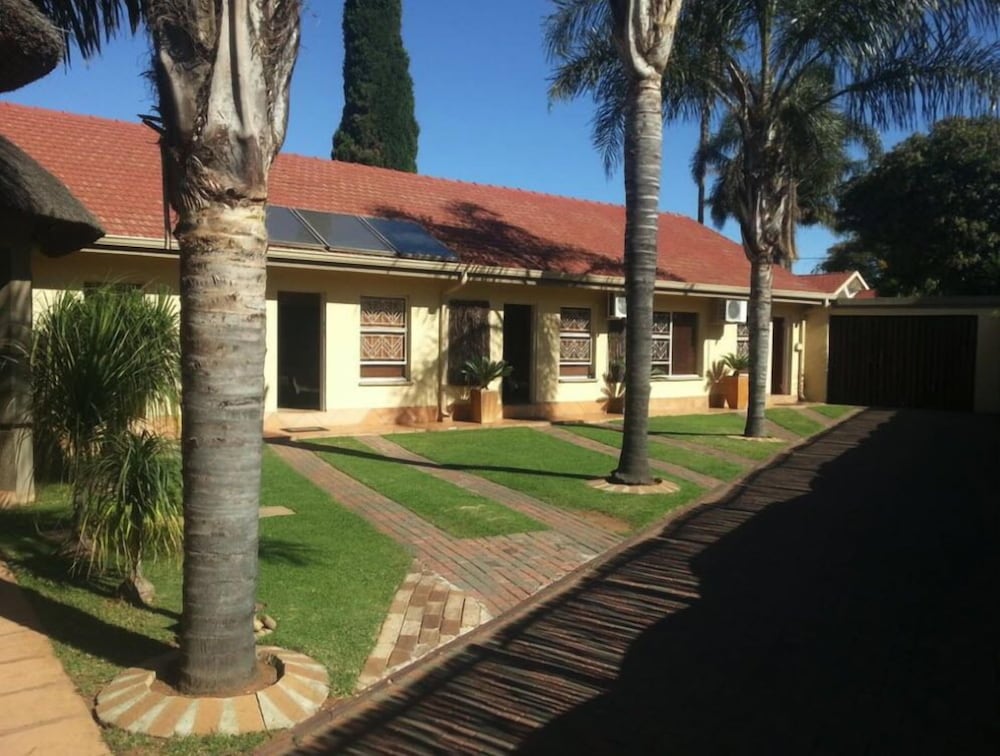 Big5 Guesthouse 26/34