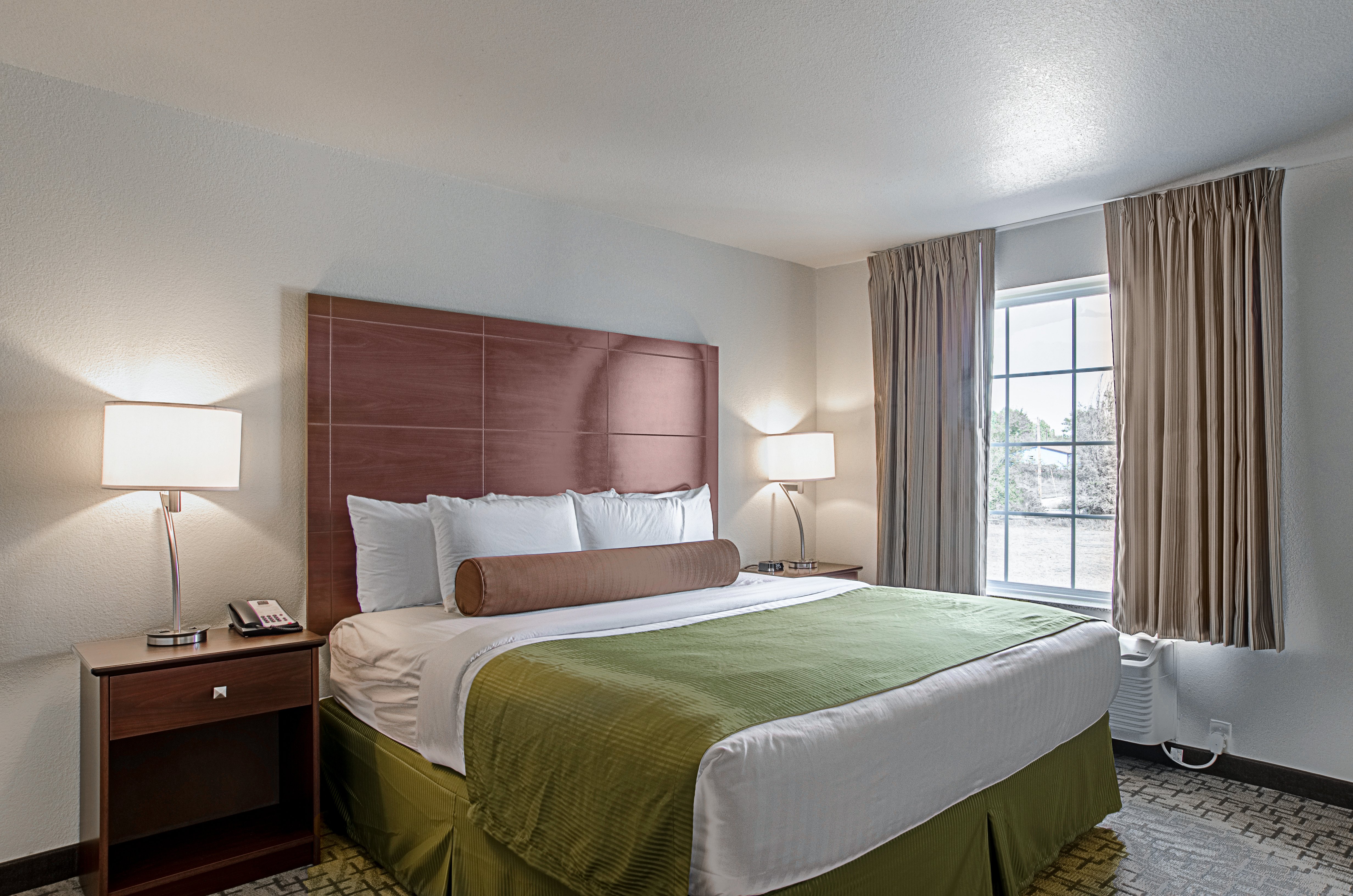 Cobblestone Inn & Suites - Guernsey 14/57