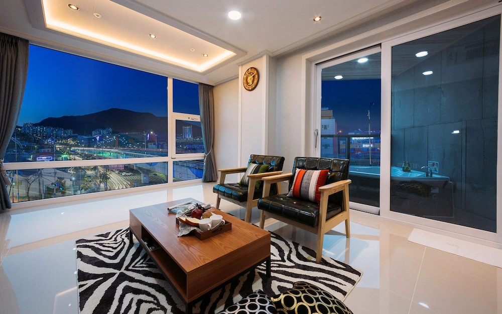 Yeosu Paradise Spa Pension 29/50