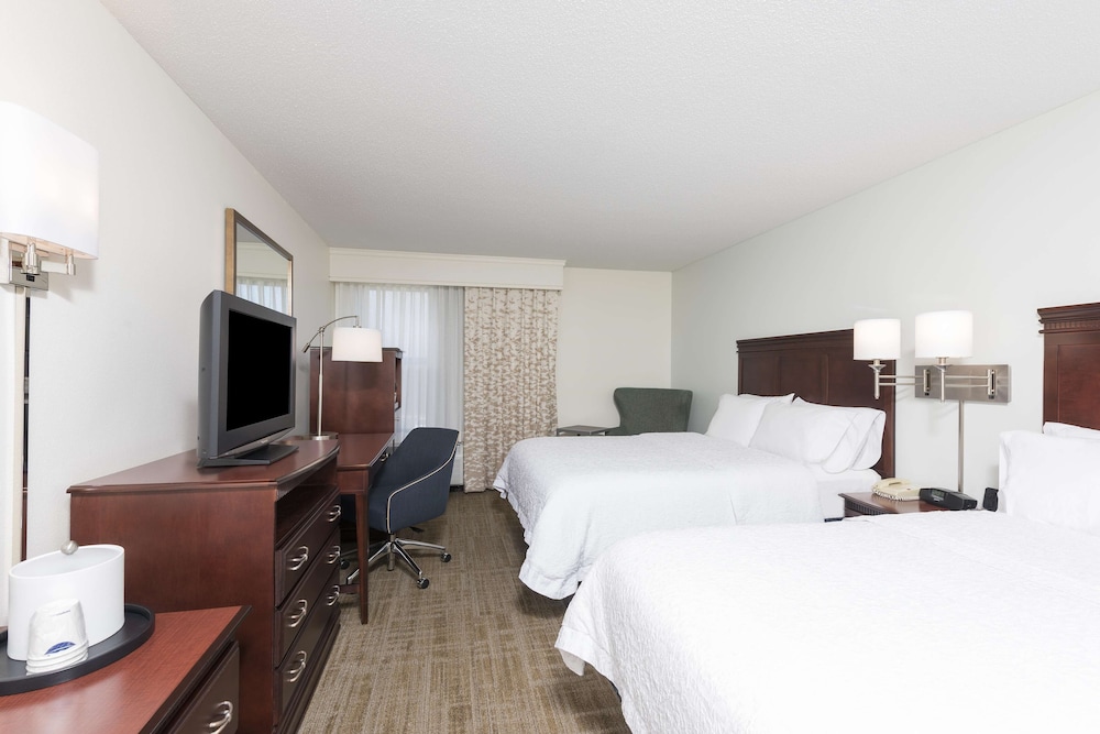 Hampton Inn East Lansing 11/45