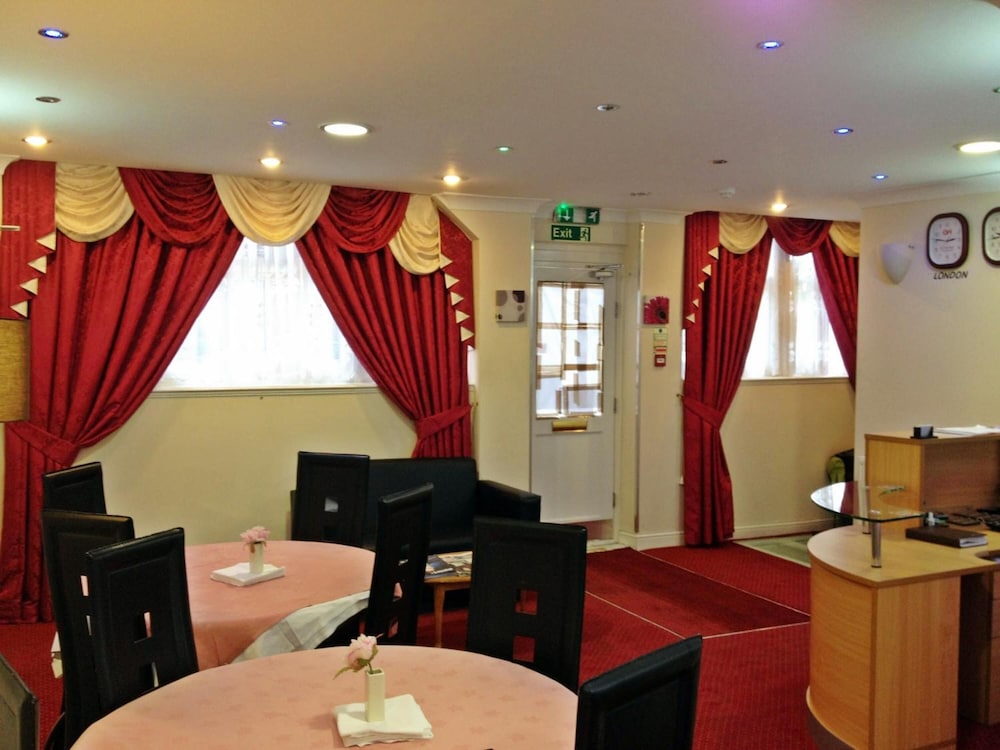 City View Hotel Roman Road Market 14/23