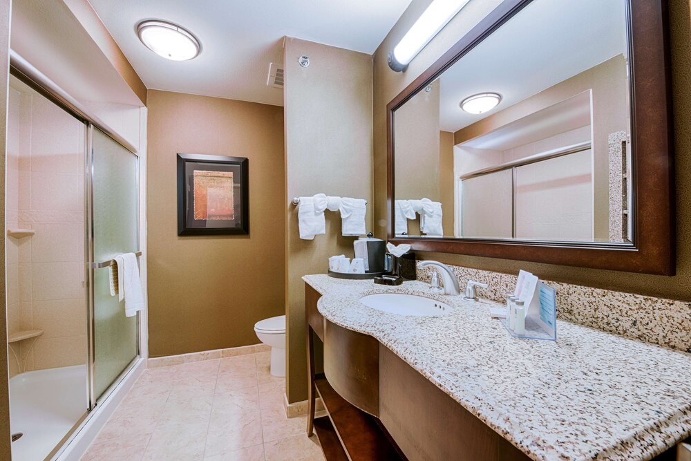Hampton Inn & Suites Pinedale 11/42