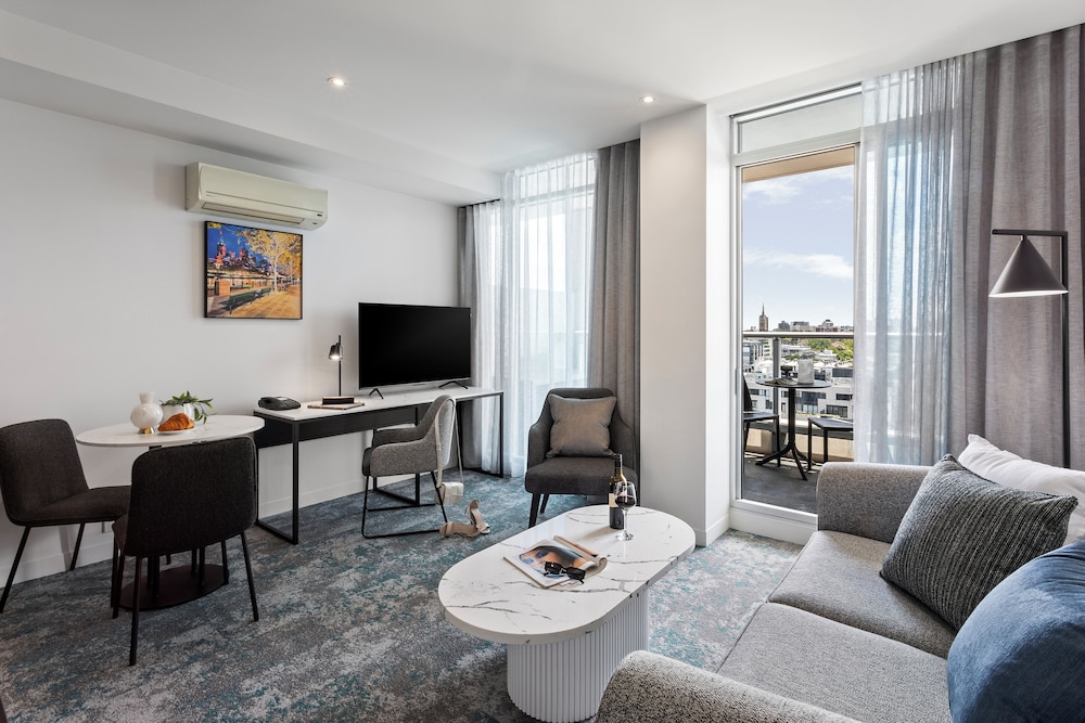 PUNTHILL SOUTH YARRA GRAND 52/61
