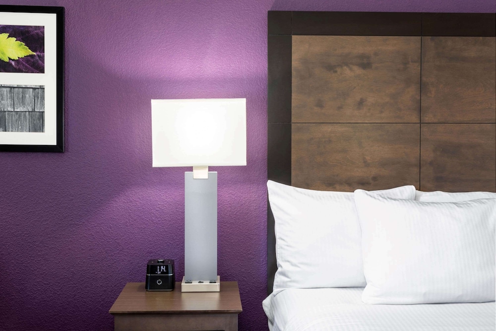 La Quinta Inn & Suites by Wyndham Denver Boulder-Louisville 15/44