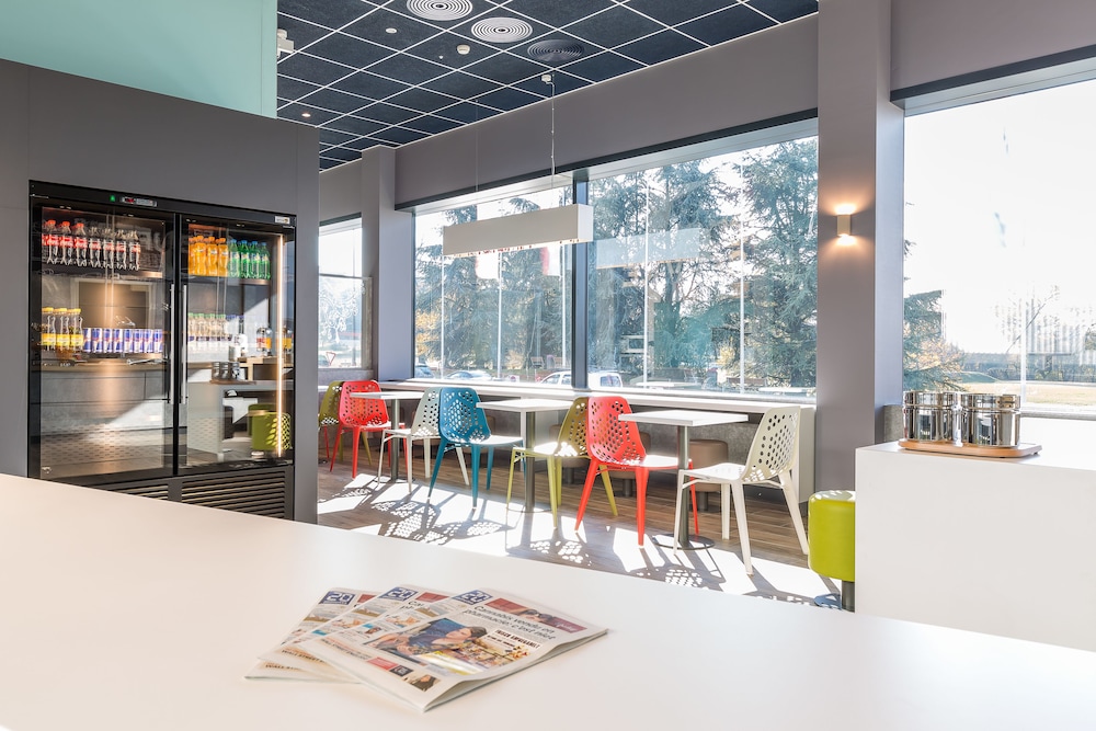 Ibis Budget Geneve Palexpo Aeroport 48/63