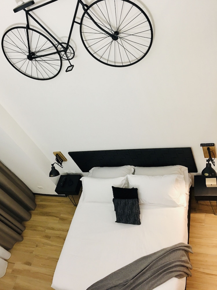Intomilan Aparthotel Galleria Duomo 28/73