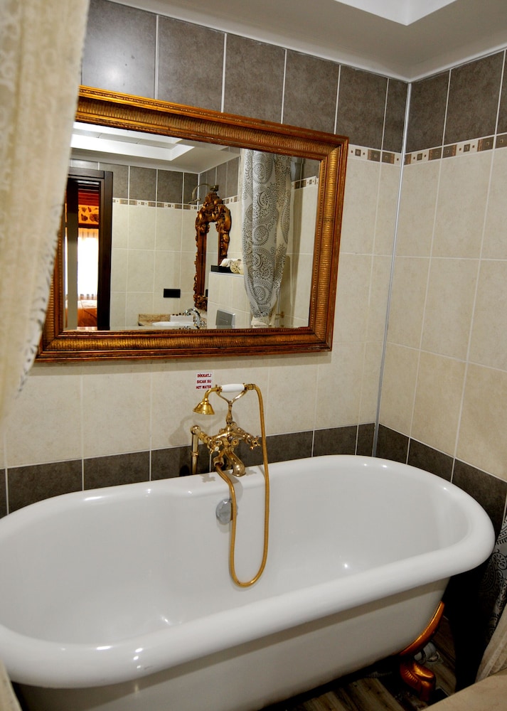 Centauera Boutiqe Hotel 75/76