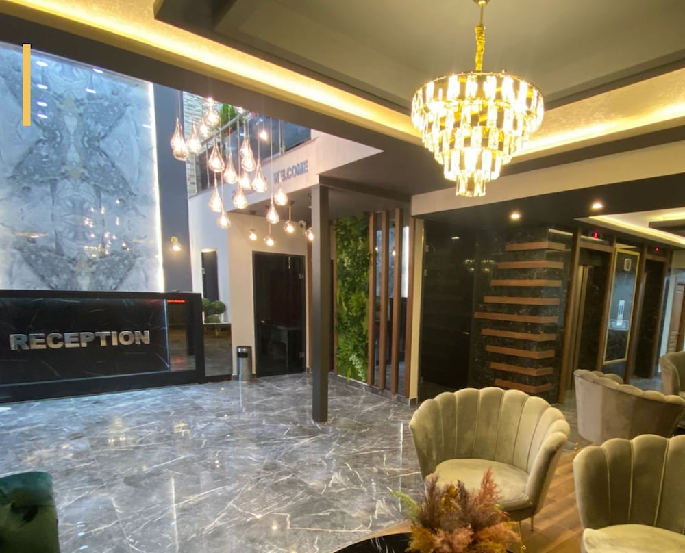 Grand Zara Hotel 6/49