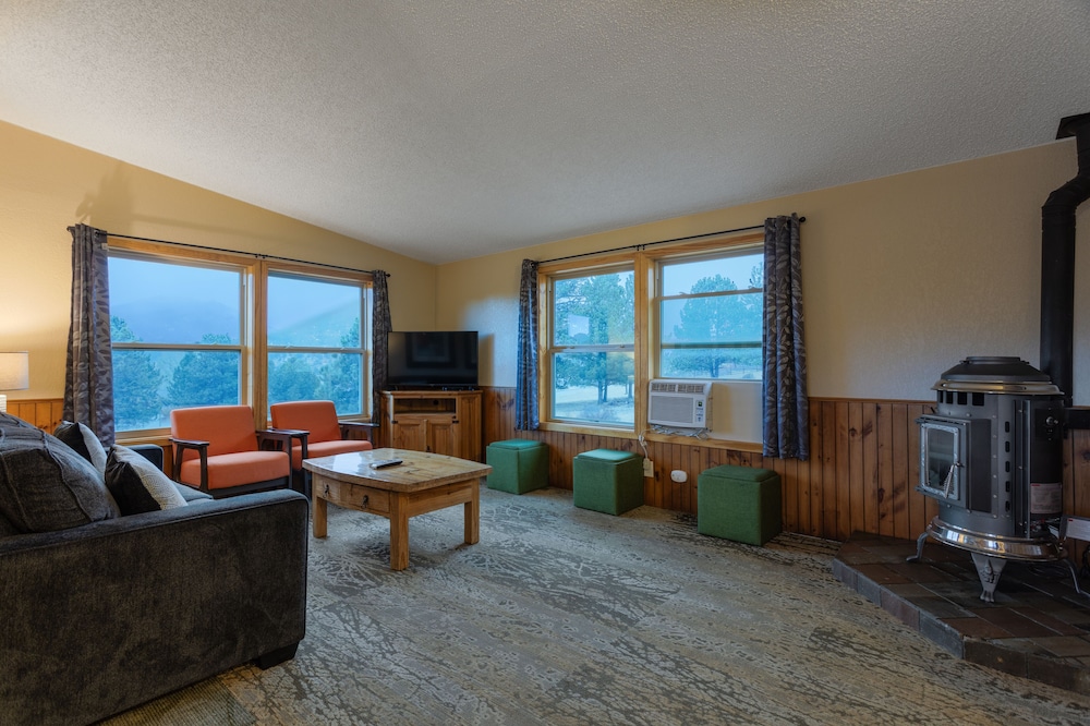 Discovery Lodge 49/69