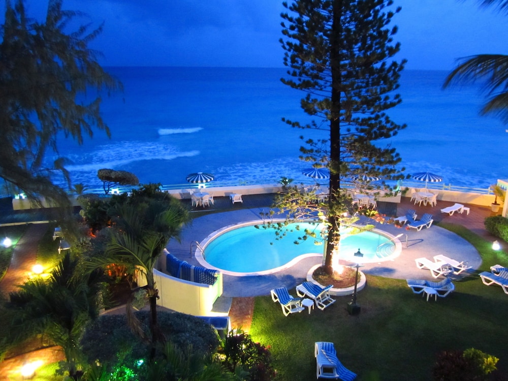 Blue Orchids Beach Hotel 7/46