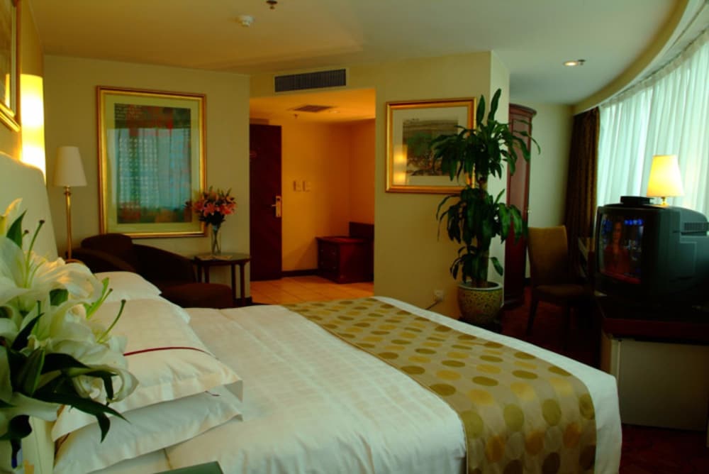 Luxemon Xinjiang Hongfu Hotel 13/30