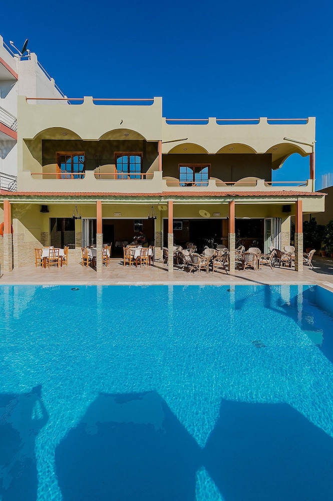 Esmeralda Hotel