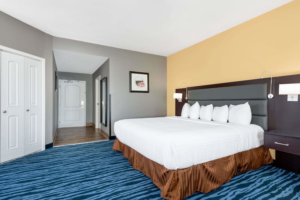 Hotel 1550 11/23