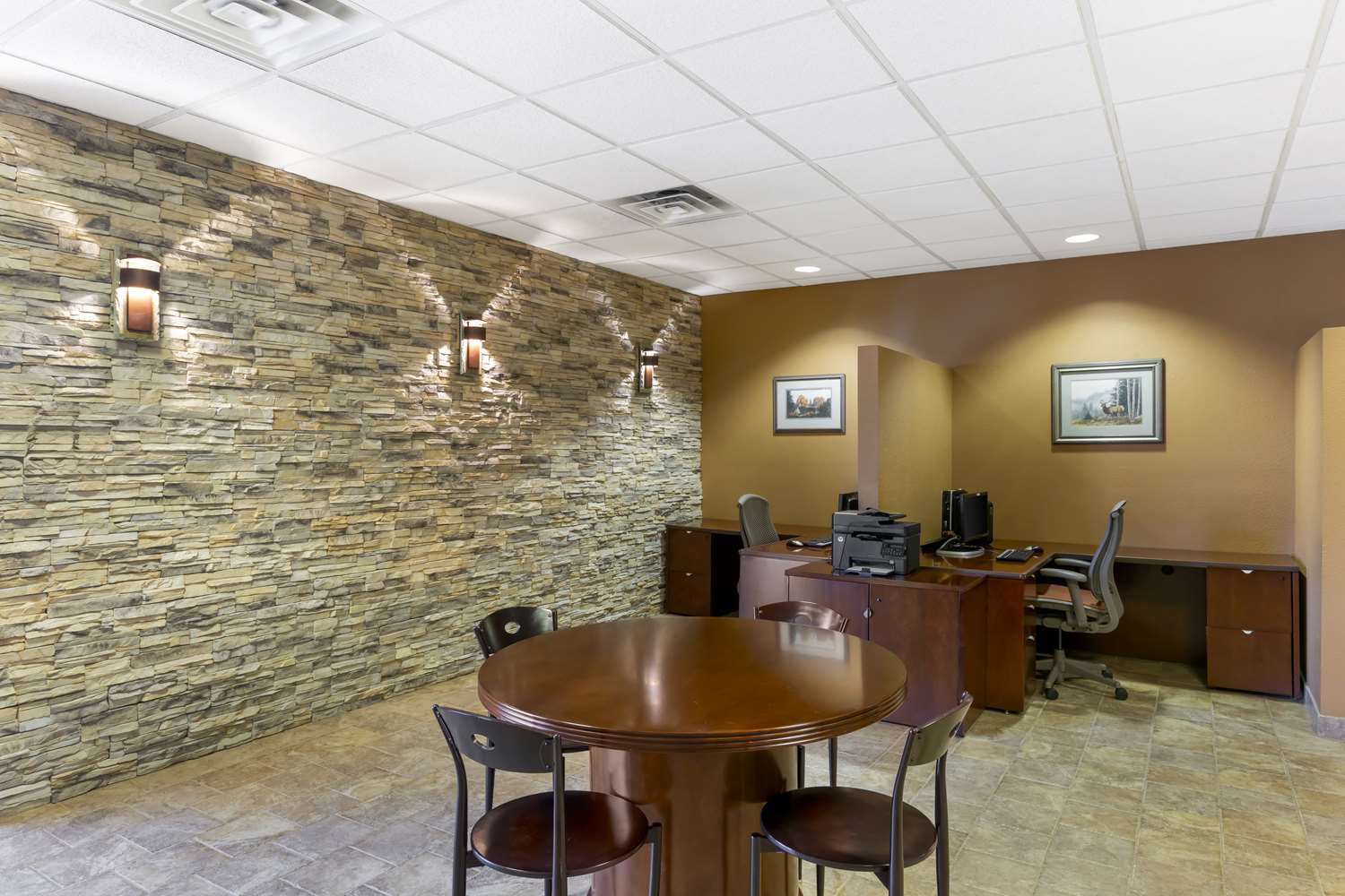 Best Western Plus Raton Hotel 39/43