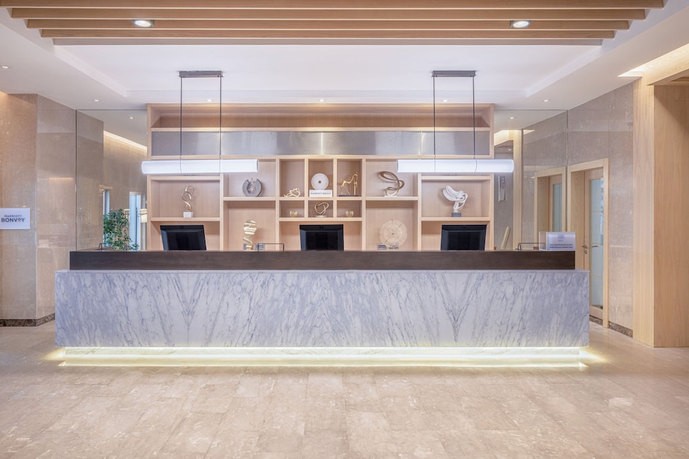 فور بوينتس شيراتون كورنيش جدة(Four Points by Sheraton Jeddah Corniche) 5/50