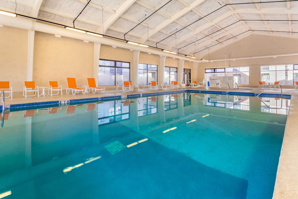 swimming pool spa