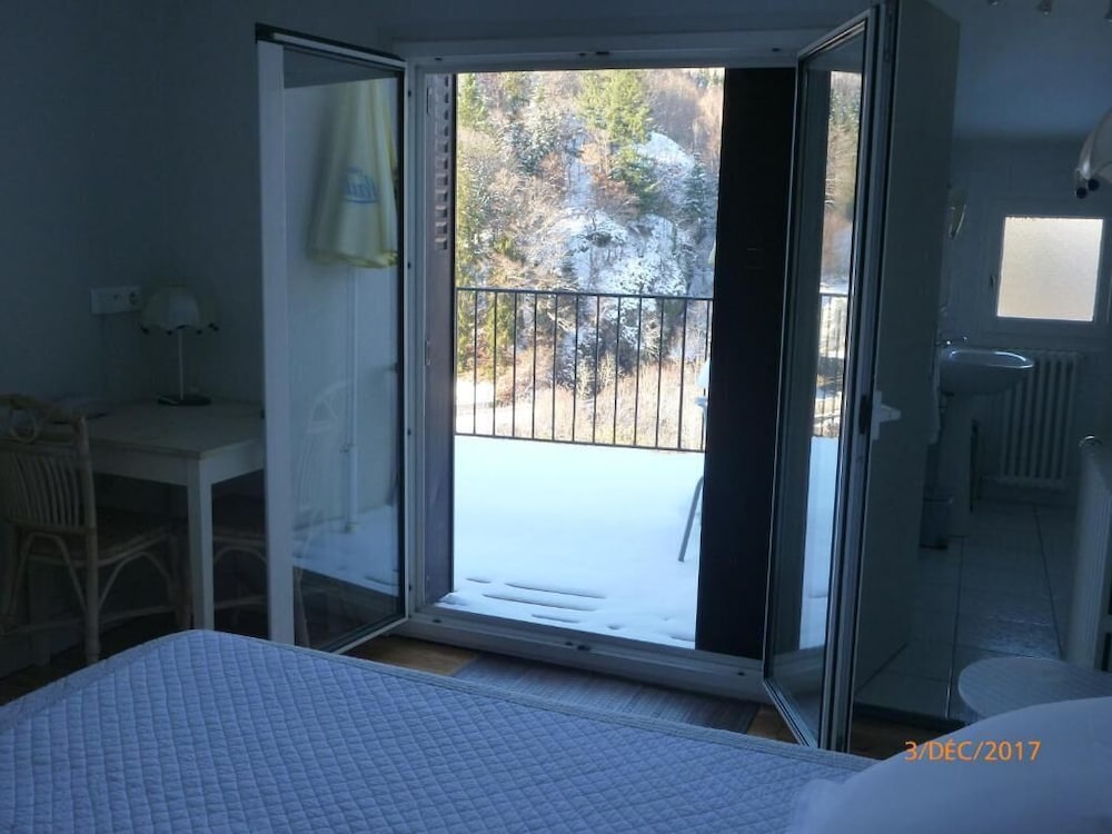 HOTEL LES TILLEULS 19/28