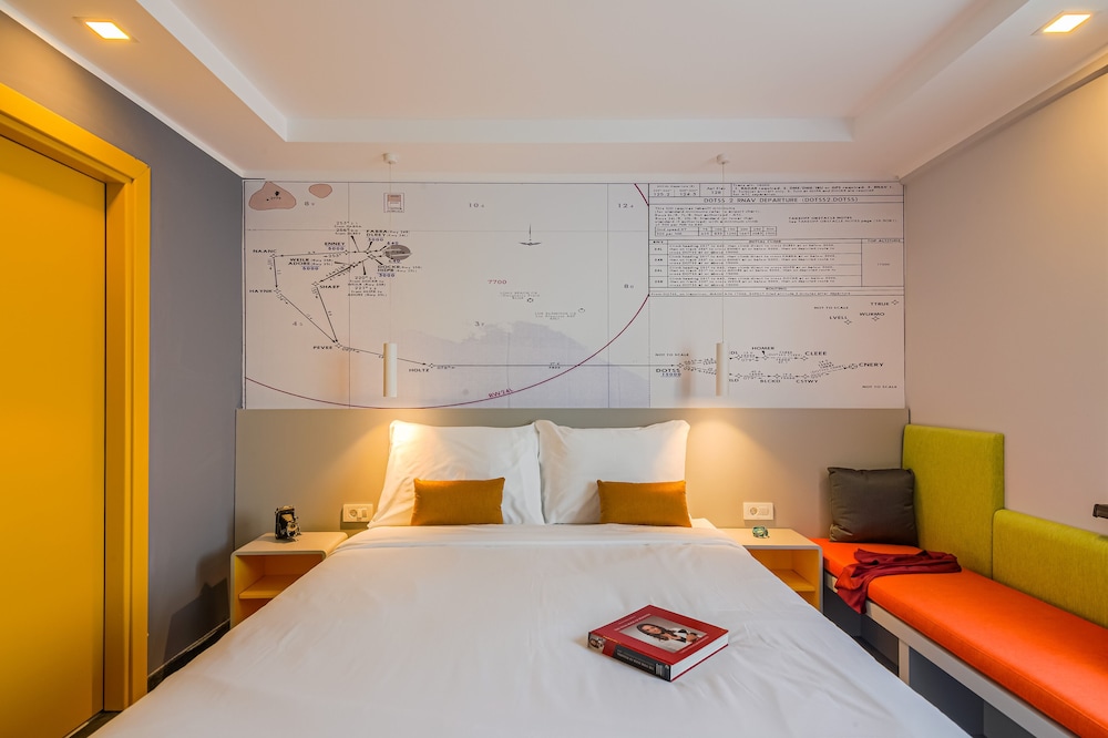 STANDARD, DOUBLE BED