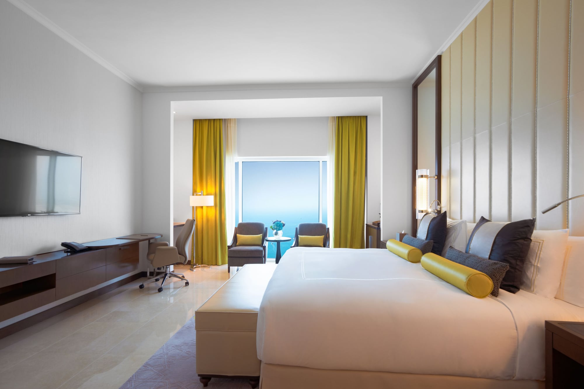 SUPERIOR, KING BED, SEA VIEW