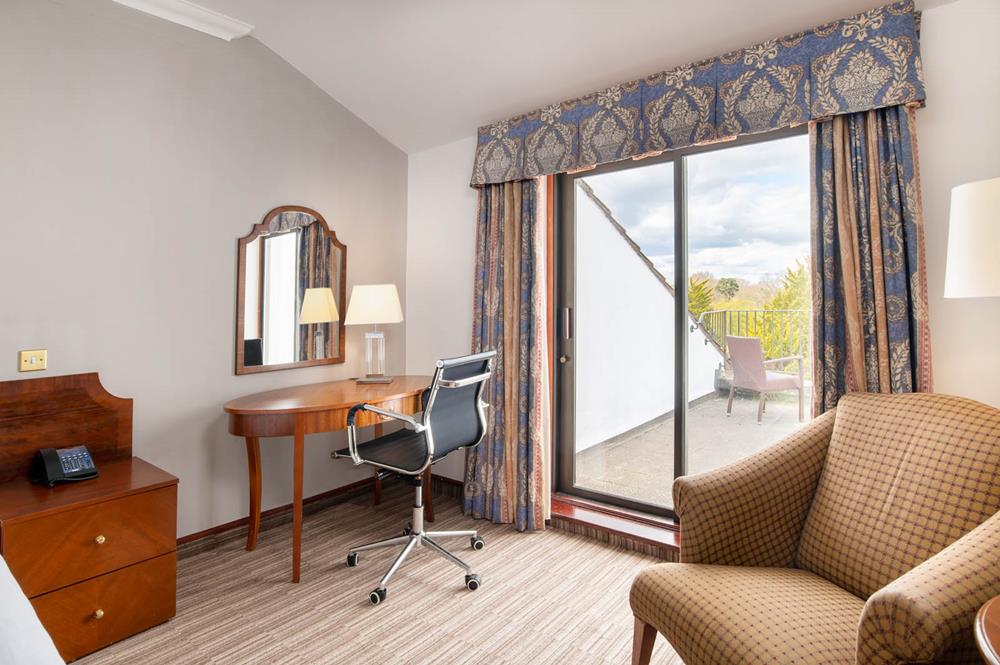 Copthorne Hotel Effingham Gatwick 26/38