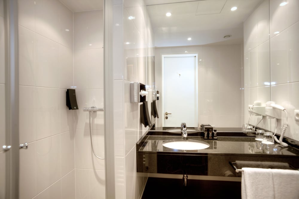 Rilano 24/7 Hotel Munchen 25/26