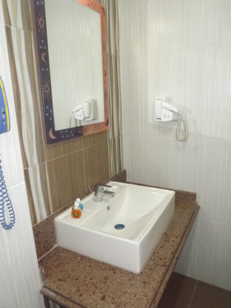 Mayorca Hotel 31/32