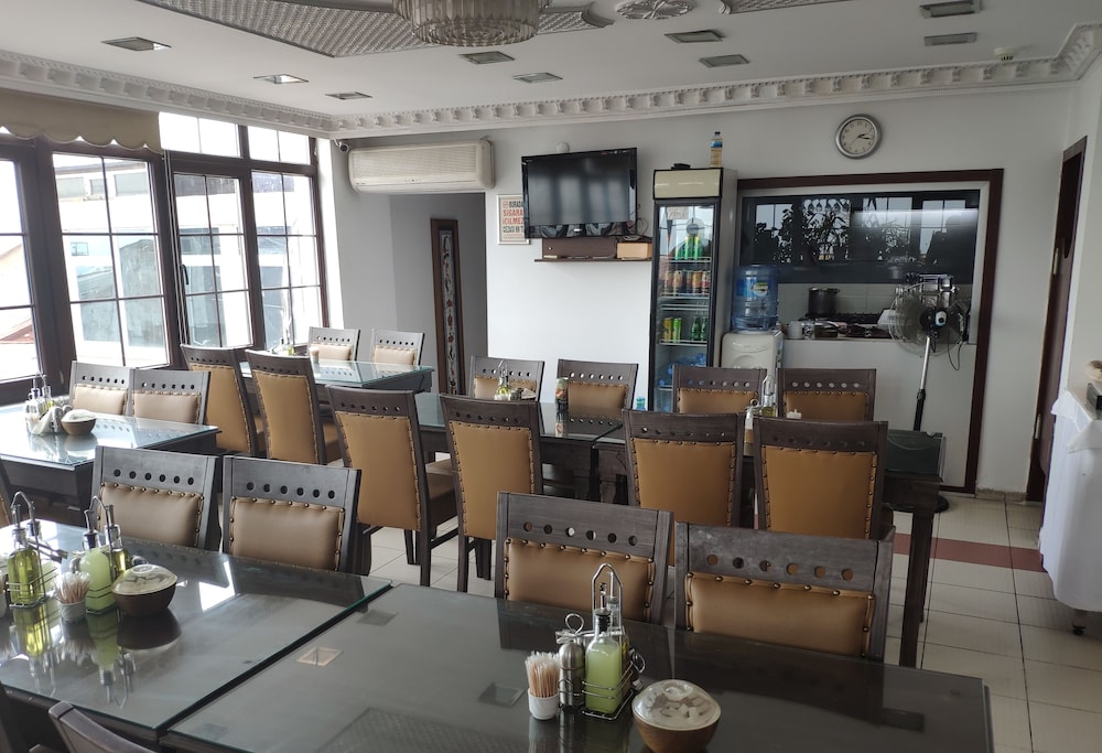 Hotel Bazaar 29/47