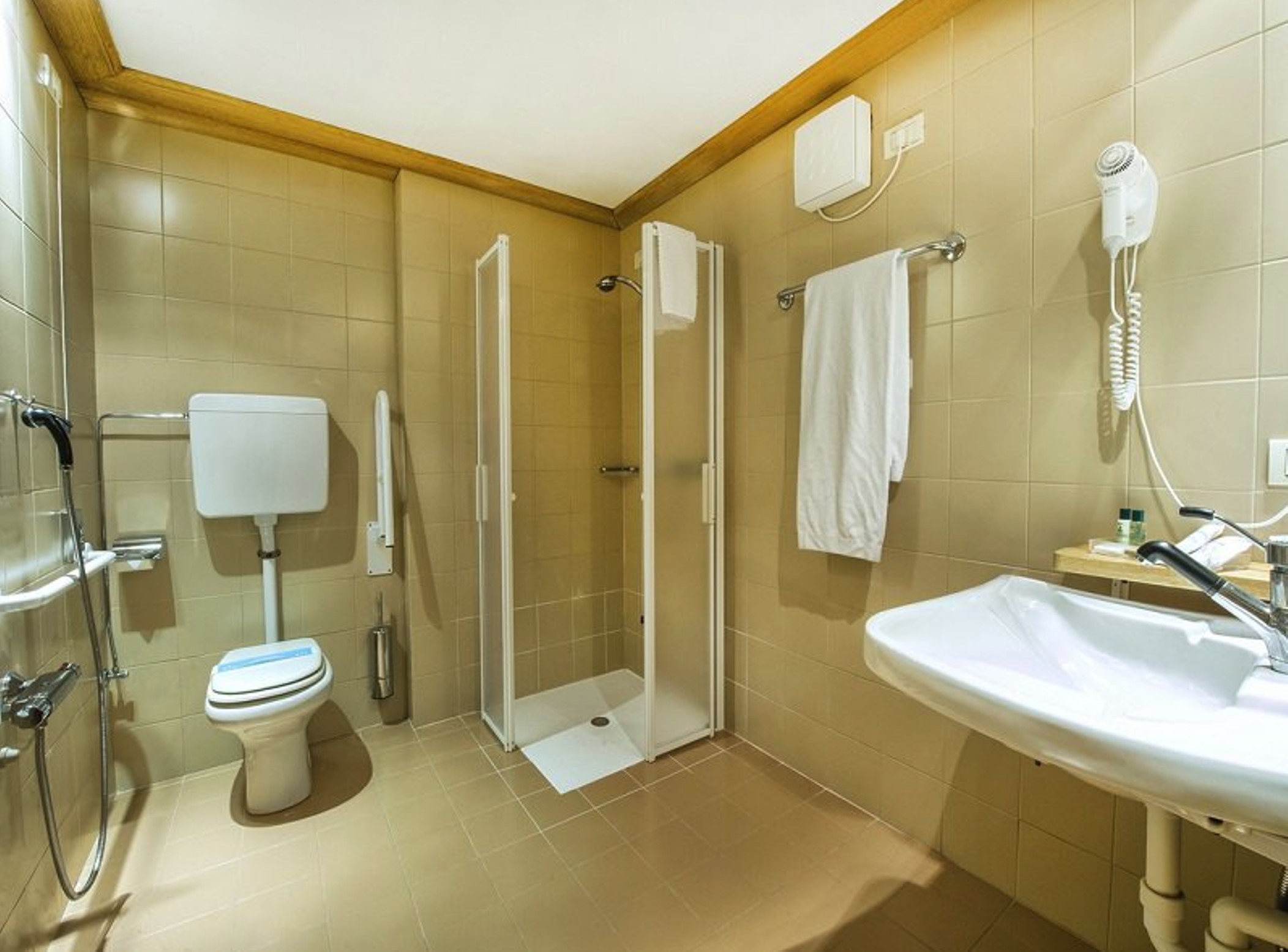 Sertorelli Sporthotel 26/28