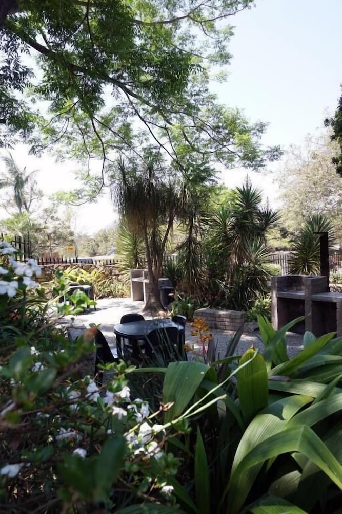 Sheba Rock Guesthouse 28/30