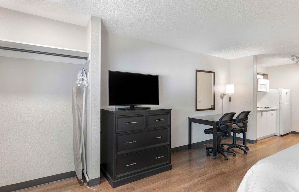 Extended Stay America Premier Suites Miami Downtown Brickell Cruise Port 46/54