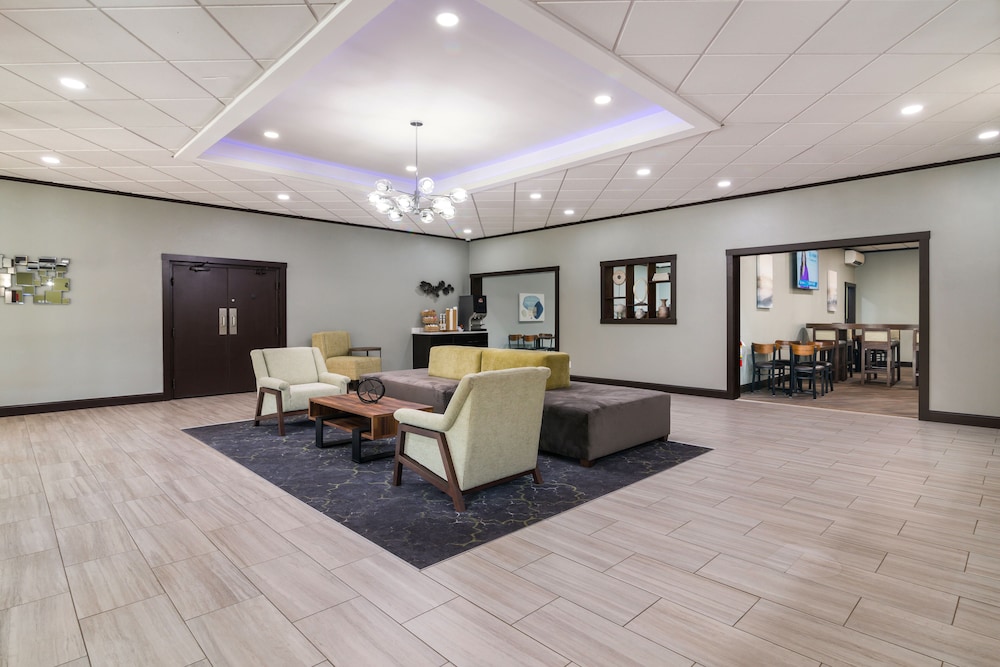 Best Western Plymouth Inn-White Mountains 6/35