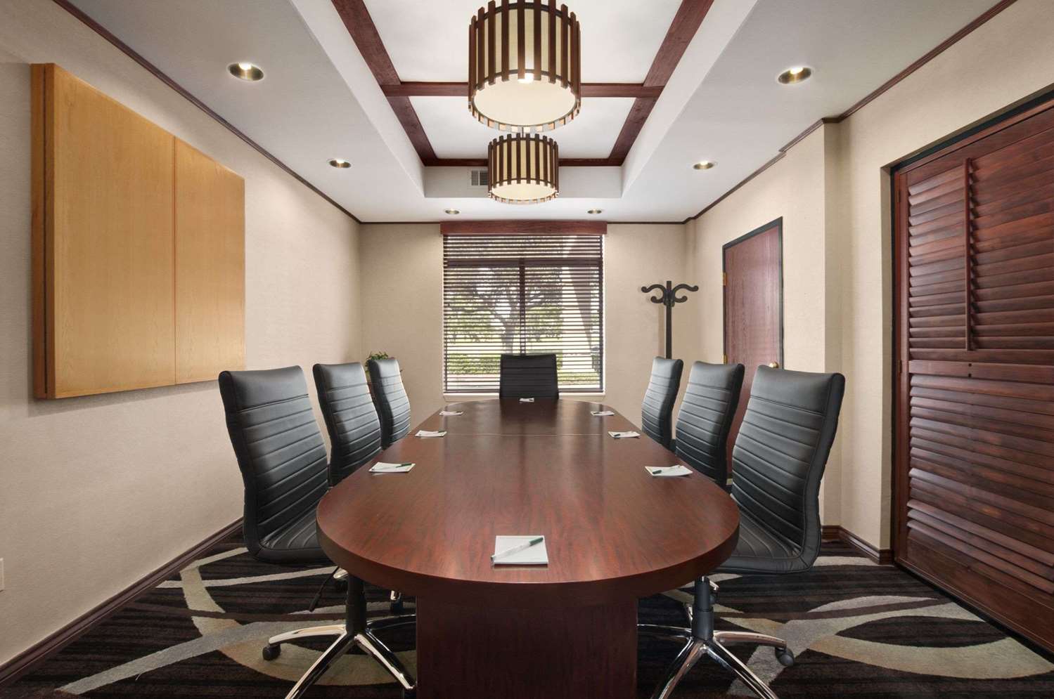 Wingate by Wyndham Round Rock Hotel & Conference Center 25/30