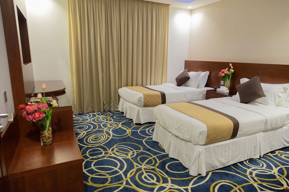 Carawan Hotel Jeddah 24/70