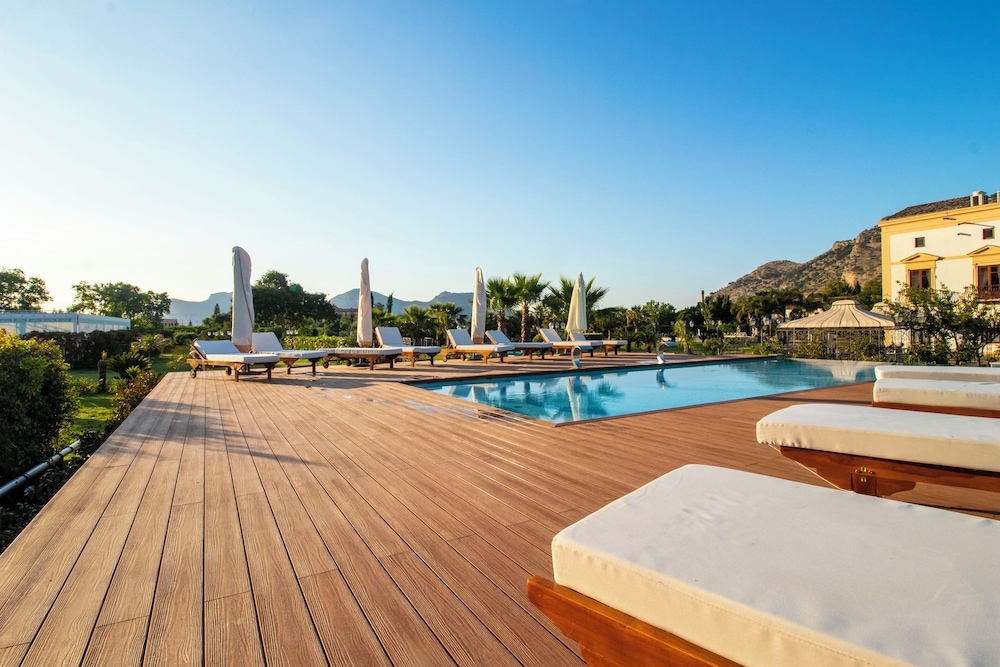 Villa Del Gattopardo Suites & Spa 30/50
