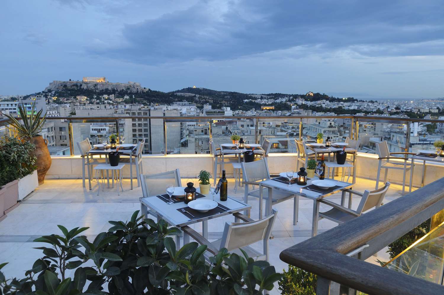 Dorian Inn, Sure Hotel Collection by Best Western 43/45