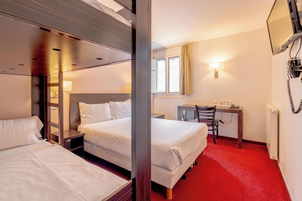 GRAND HOTEL SENIA 41/65