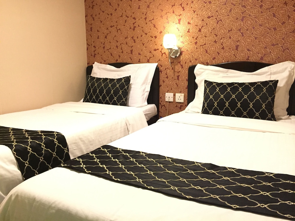 California Hotel 25/50