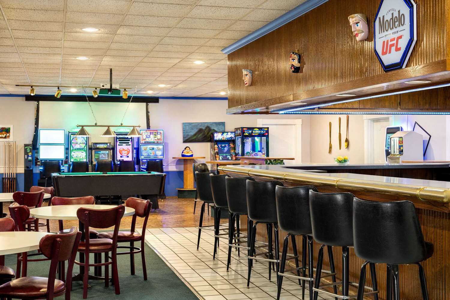 Ramada by Wyndham Richland Center 35/52